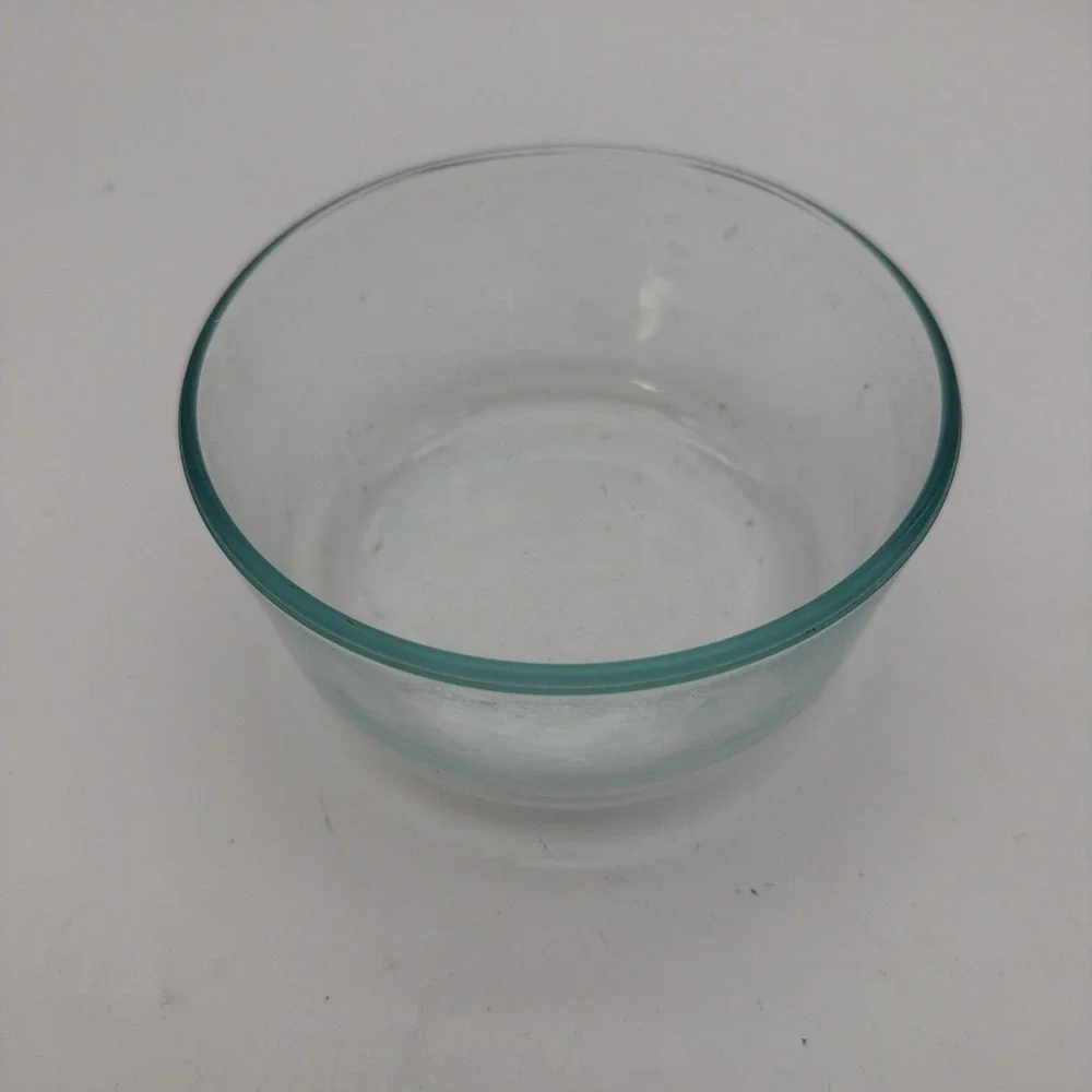 Pyrex Clear Bluish Green Tint Glass 1 Qt 5¾